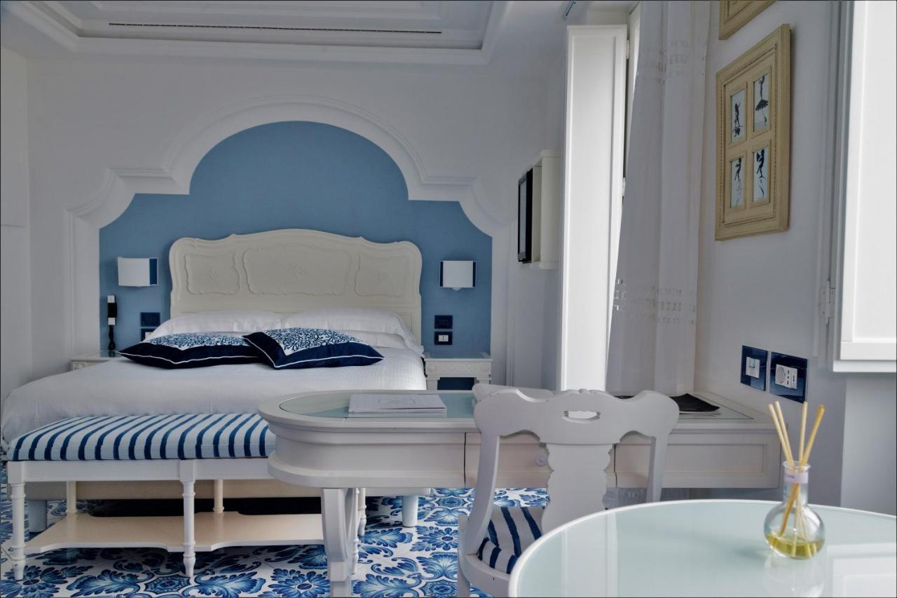 Piazzetta Diefenbach Capri Luaran gambar