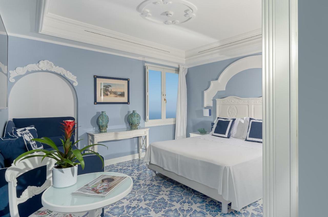 Piazzetta Diefenbach Capri Luaran gambar